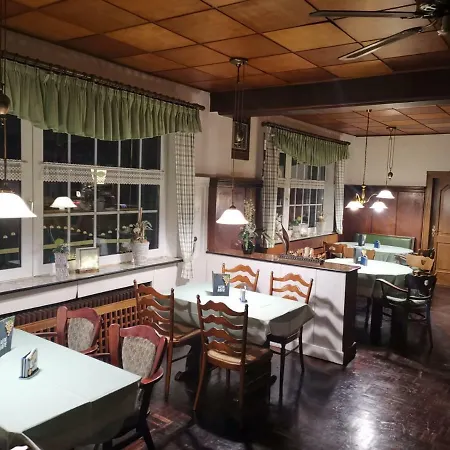 Hotell Hotel Gasthof Deutsches Haus *