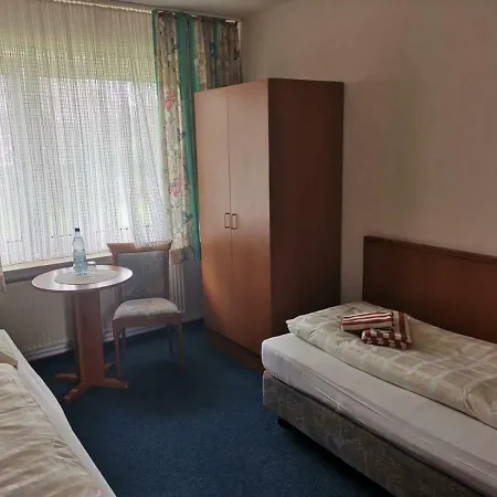 Hotel Gasthof Deutsches Haus Hotell Friedeburg (Lower Saxony)